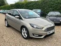 Begagnad Ford Focus Zetec 100 HK (73 kW) 2018 Silver Halvkombi