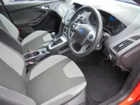 Used Ford Focus Zetec 115 HP (84 kW) 2013 Red Estate