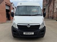 Used Vauxhall Movano 130 HP (95 kW) 2019 White MPV