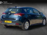 Used Toyota Auris Hybrid Business Edition 136 HP (100 kW) 2017 Grey Hatchback