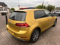 Used VW Golf VII SE 110 HP (80 kW) 2018 Yellow Hatchback