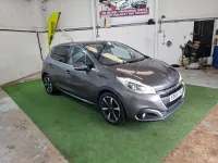 Używany Peugeot 208 S 82 KM (60 kW) 2019 Szary Hatchback