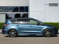Used Ford S-MAX ST-Line 190 HP (139 kW) 2023 Chrome blue MPV
