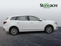 Używany MG MG5 EV Excite 114 kW (156 KM) 2022 Biały Kombi