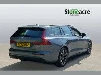 Usado Volvo V60 Core 161 CV (118 kW) 2022 Gris Familiar