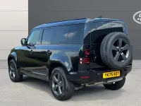 Used Land Rover Defender HSE Dynamic 249 HP (183 kW) 2025 Santorini black SUV