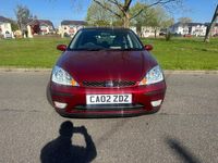 Used Ford Focus Ghia 99 HP (72 kW) 2002 Red Hatchback