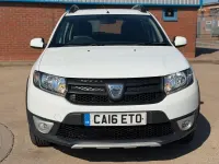 Gebraucht Dacia Sandero Ambiance 90 PS (66 kW) 2016 Weiß Kleinwagen