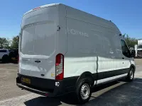 Usado Ford Transit 130 HP (95 kW) 2023 Branco Van