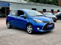 Used Toyota Yaris Hybrid 2016 Blue Hatchback
