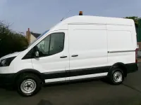 Usado Ford Transit 130 HP (95 kW) 2020 Branco Van