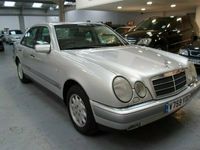 used Mercedes E200 E ClassClassic 4dr Auto 2.0