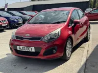 Used Kia Rio 84 HP (61 kW) 2013 Red Hatchback