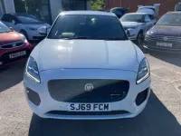 Usado Jaguar E-Pace Chequered Flag 150 HP (110 kW) 2020 Branco SUV