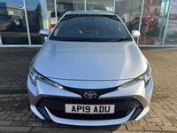 Used Toyota Corolla Design 120 HP (88 kW) 2019 Silver Hatchback