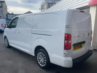 Used Vauxhall Vivaro 100 HP (73 kW) 2023 White MPV
