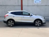 Used Nissan Qashqai Tekna 115 HP (84 kW) 2014 Silver SUV