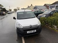 Used Citroën Berlingo 75 HP (55 kW) 2018 White MPV