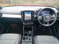 Used Volvo XC40 Core 163 HP (119 kW) 2023 Red SUV