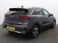 Gebraucht Kia Niro 139 PS (102 kW) 2019 Grau SUV