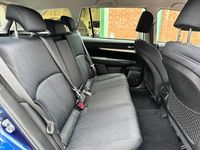 Begagnad Subaru Legacy 2012 Blå Kombi