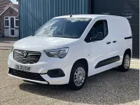 Used Vauxhall Combo Sportive 100 HP (73 kW) 2020 White MPV
