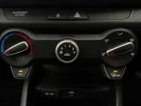 Used Kia Stonic 101 HP (74 kW) 2022 Yellow SUV
