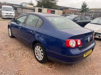 Usado VW Passat S 2005 Azul Sedan