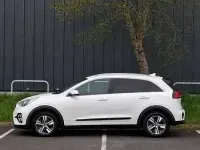 Gebraucht Kia Niro 139 PS (102 kW) 2022 Weiß SUV