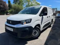 Used Peugeot Partner Premium 131 HP (96 kW) 2024 White MPV