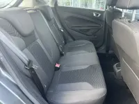 Usado Ford Fiesta Zetec 2016 Cinzento Citadino