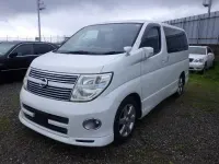 Usado Nissan Elgrand 2010 Blanco