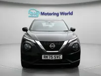Usado Nissan Juke Acenta Premium 114 CV (83 kW) 2025 Negro SUV