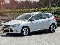 Used Ford Focus Zetec 115 HP (84 kW) 2012 Silver Hatchback
