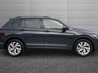 Used VW Tiguan Life 150 HP (110 kW) 2022 Urano grey SUV