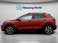 Usado Kia Stonic GT-Line 118 CV (86 kW) 2022 Rojo SUV