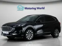 Second-hand Ford Kuga Vignale 225 CP (165 kW) 2023 Negru SUV