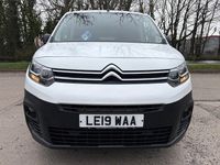 Used Citroën Berlingo 100 HP (73 kW) 2019 White MPV