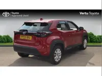 Used Toyota Yaris Cross 113 HP (83 kW) 2023 Red SUV