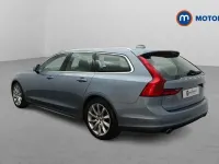 Used Volvo V90 Momentum 190 HP (139 kW) 2020 Blue Estate