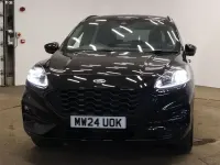 Second-hand Ford Kuga ST-Line 225 CP (165 kW) 2024 Negru SUV