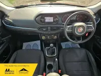 Used Fiat Tipo Lounge 95 HP (69 kW) 2017 Red Hatchback