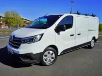 Begagnad Renault Trafic 130 HK (95 kW) 2023 Vit