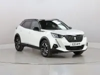 Usado Peugeot 2008 GTi 130 HP (95 kW) 2022 Branco SUV