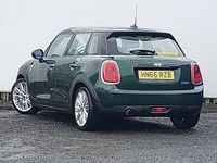 Begagnad Mini Cooper 136 HK (100 kW) 2016 Grön Halvkombi
