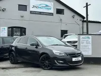 Used Vauxhall Astra Elite 2014 Black Hatchback