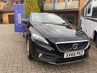 Used Volvo V40 120 HP (88 kW) 2016 Black Hatchback