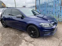 Used VW Golf VII SE 2017 Blue Hatchback