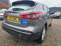 Used Nissan Qashqai Acenta 115 HP (84 kW) 2018 Grey SUV
