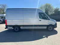 Used Mercedes Sprinter Progressive 148 HP (108 kW) 2022 Silver Van